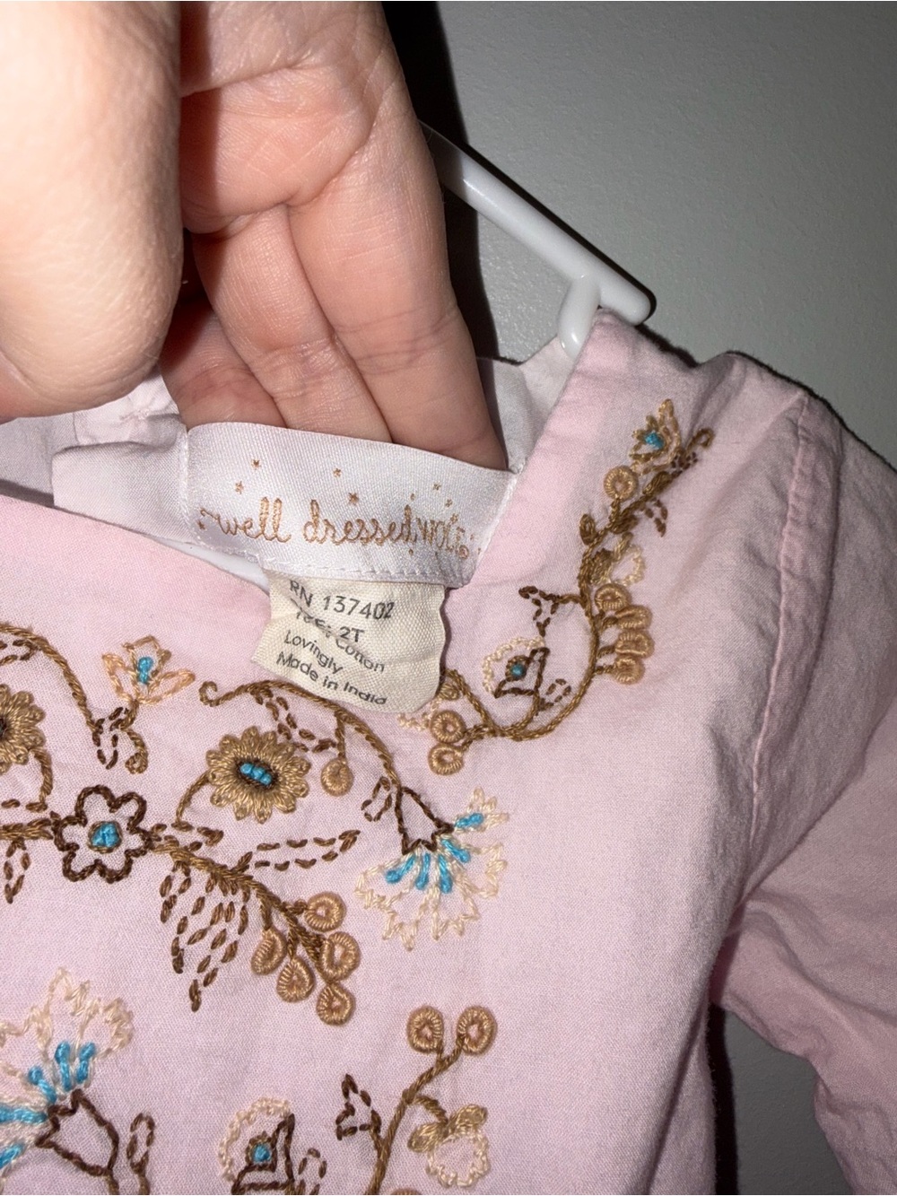 Well Dressed Wolf WDW Pink Floral Embroidered Bell Sleeve Boho Jo Dress 2T - Picture 2 of 3